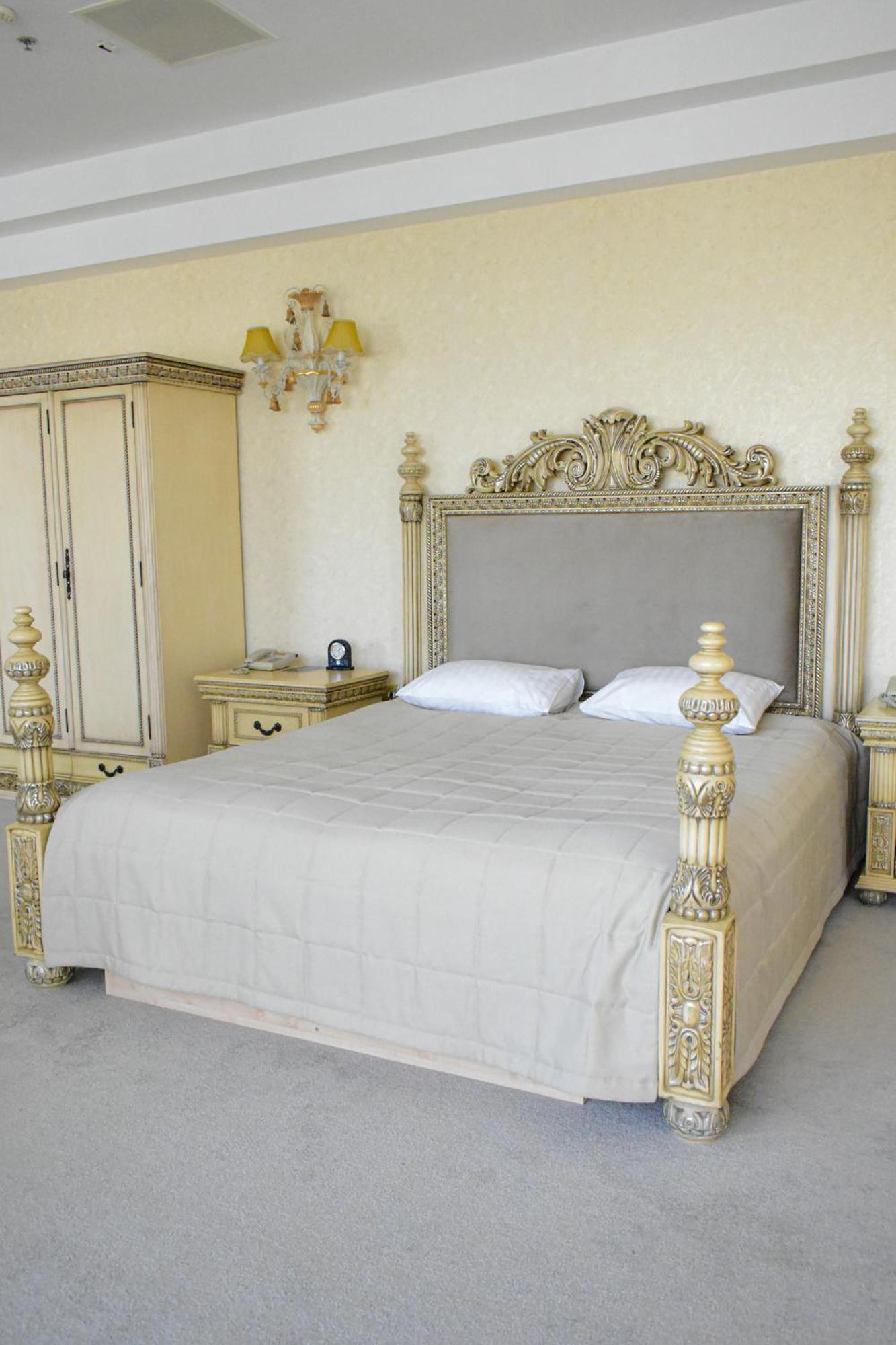 Hotel Feride Vinnytsia Bagian luar foto