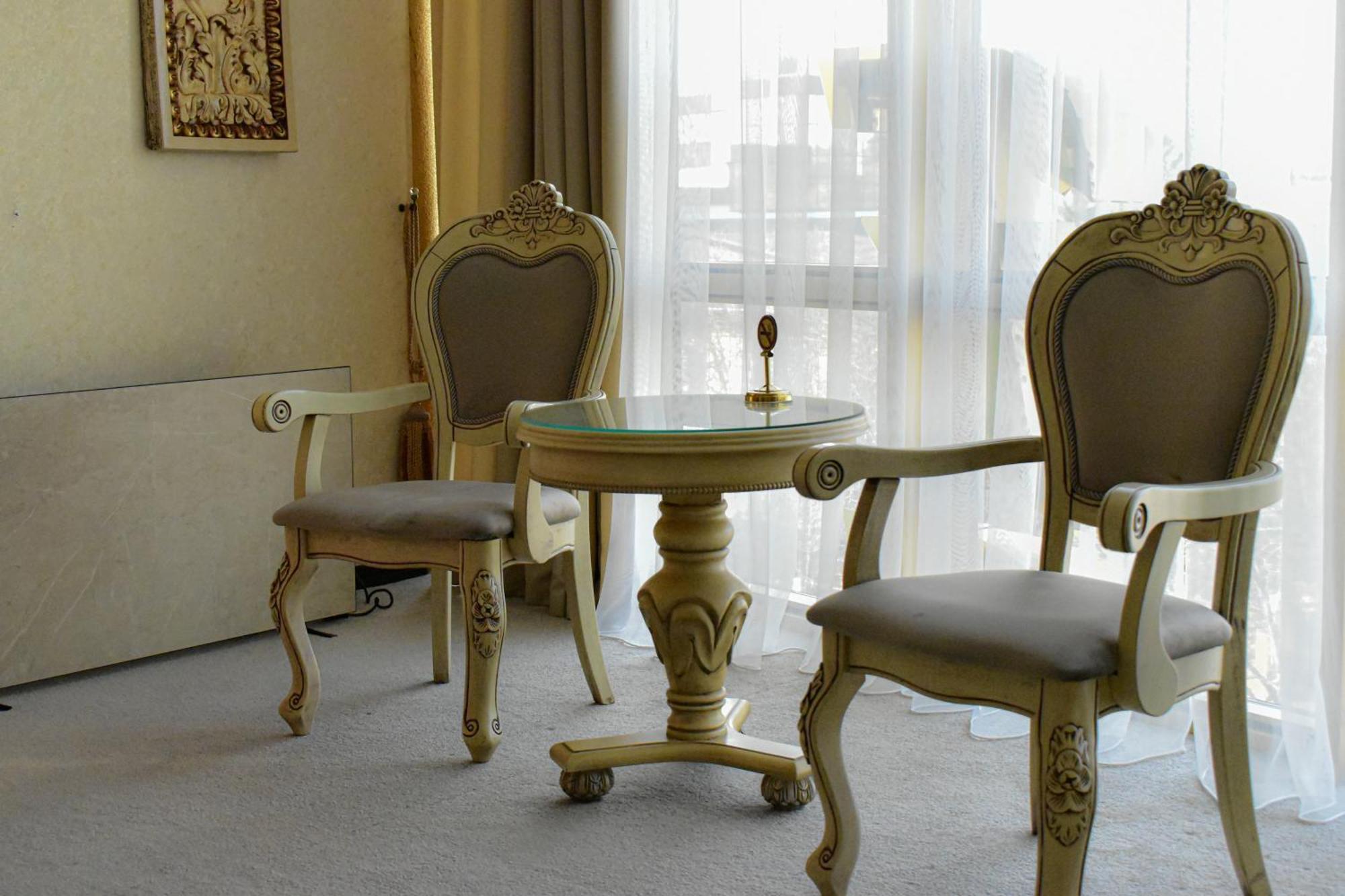 Hotel Feride Vinnytsia Bagian luar foto