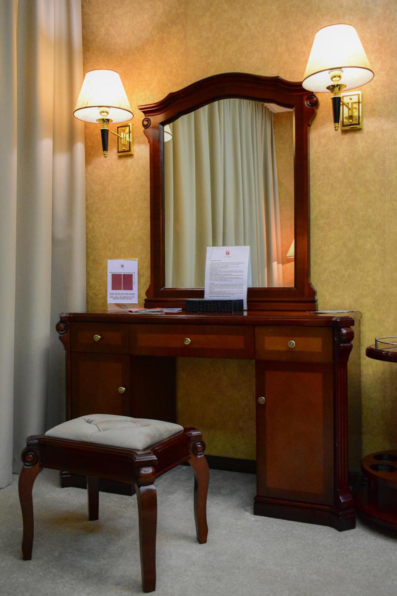 Hotel Feride Vinnytsia Bagian luar foto